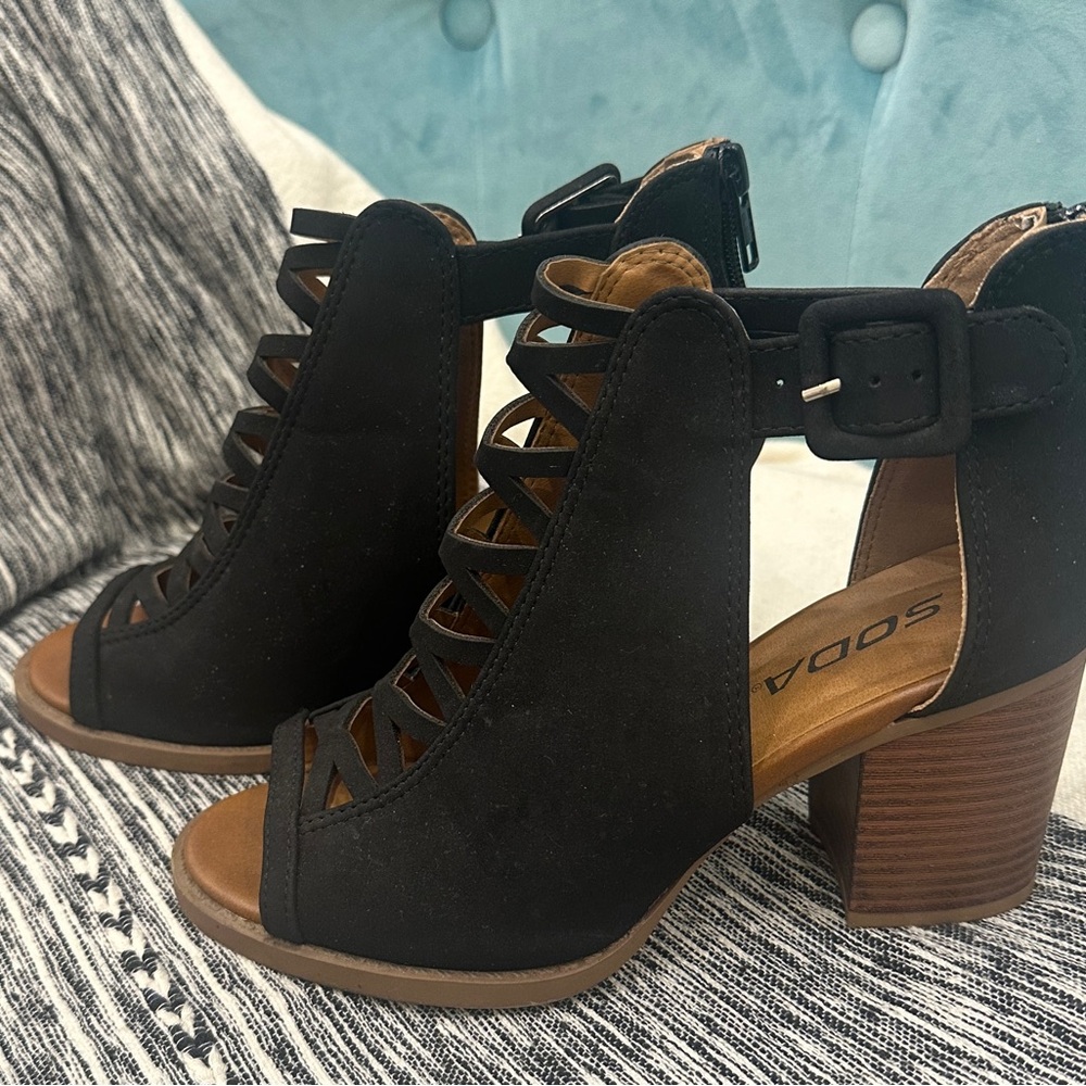 Soda Black and Brown Heeled Boots